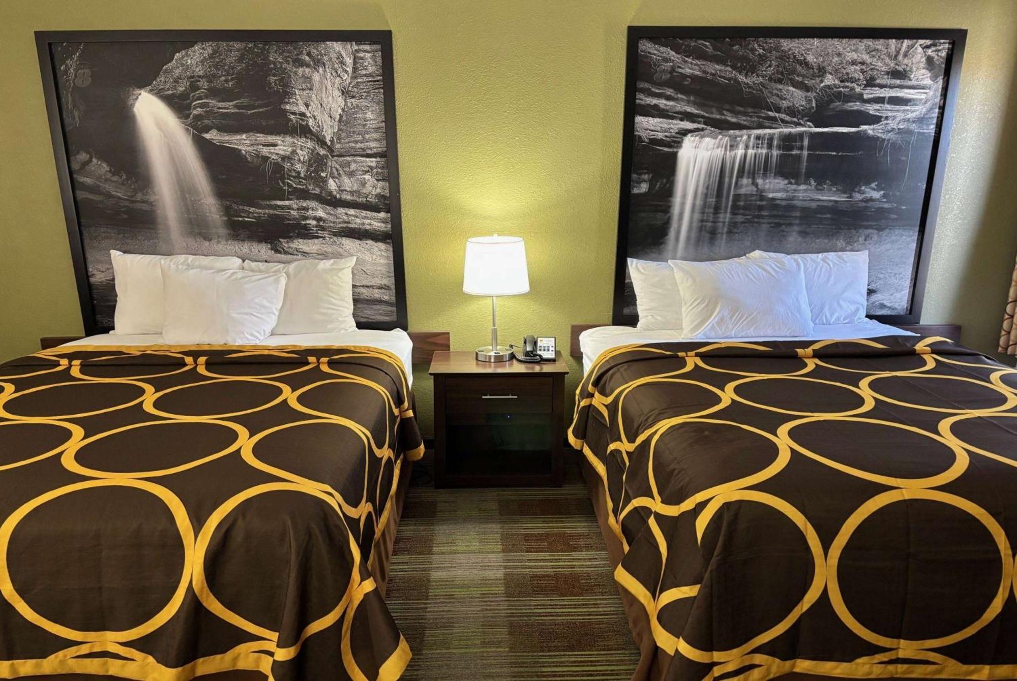 Super 8 By Wyndham Lincoln Hotel Luaran gambar